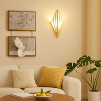 Wall Light Metal LED Triangular Design Modern | Trelvio