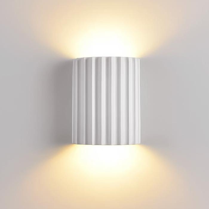 Wall Light Resin Body in Nordic Minimalist Style | Olmara